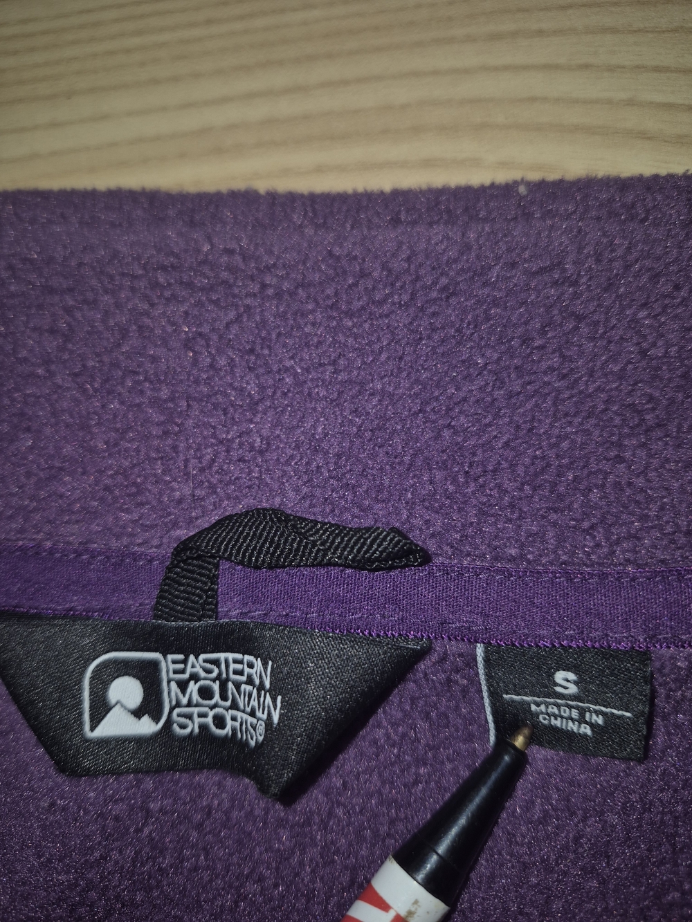 Womans Small Eastern Mountain Sports Purple Zip-Up Fleece Jacket - Picture 3 of 7